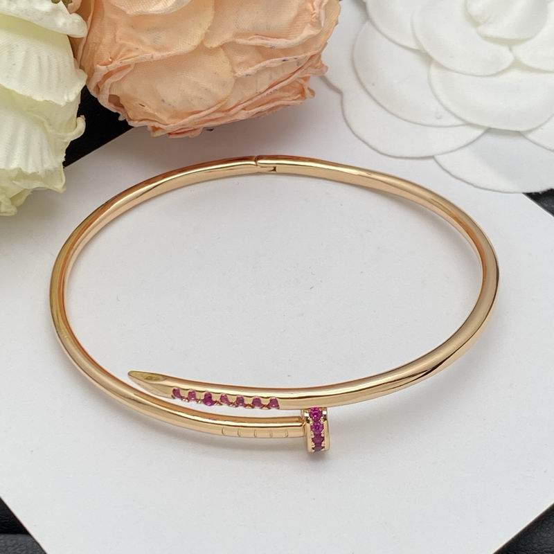 Cartier Bracelet ID:20261020-203